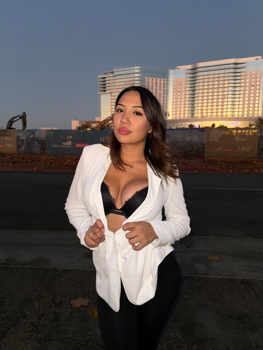 Take a pause and enjoy Ali Cruz — streaming from Vaduz