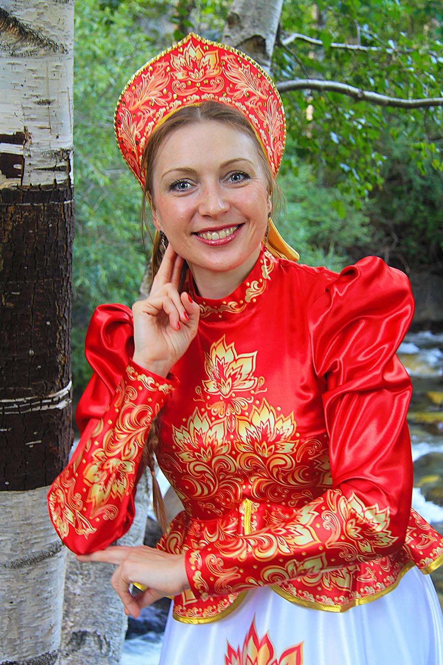 Women in Slavic costumes in Vaduz