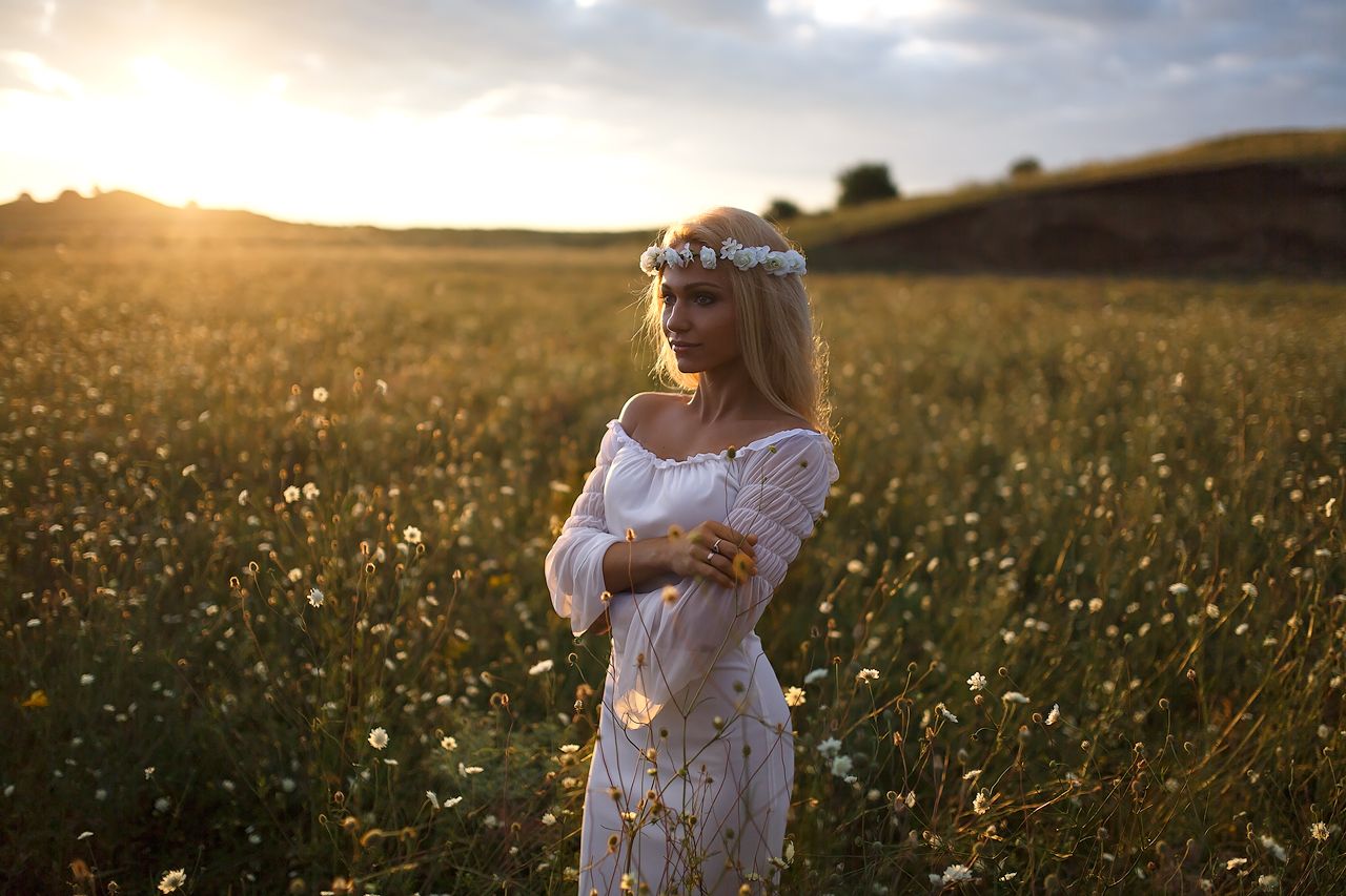 Girls in Slavic costumes in Vaduz