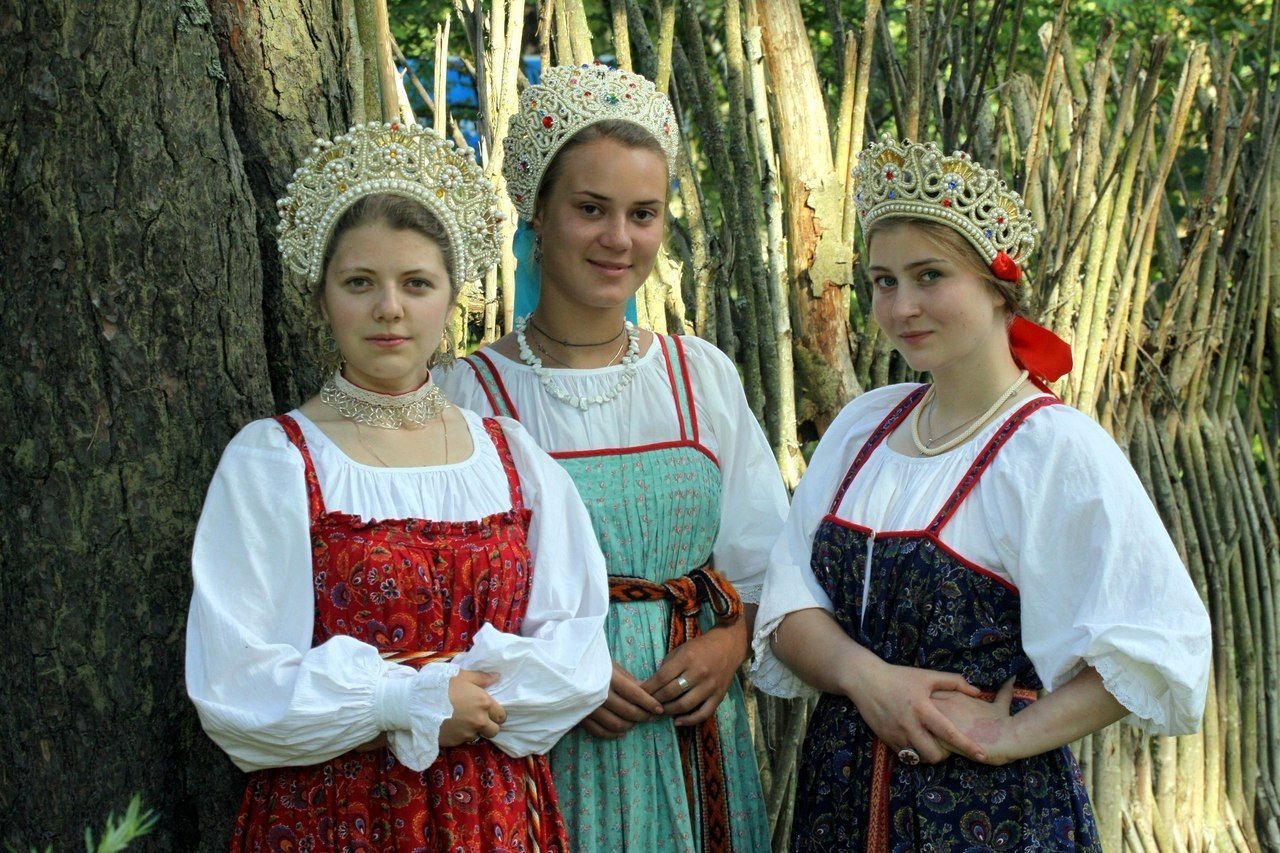 Sexy model Girls in Slavic costumes in Vaduz